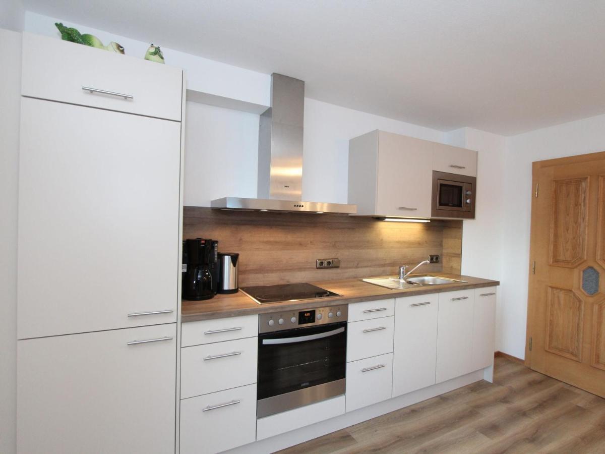 Cozy Apartment With Mountain Views Wald im Pinzgau Exterior photo
